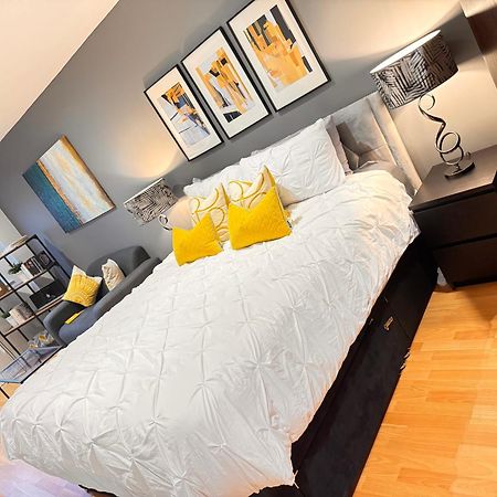 Perfectly Located City Centre Studio Apartment - West One With Free Wifi, Gym Access, Netflix 谢菲尔德 外观 照片